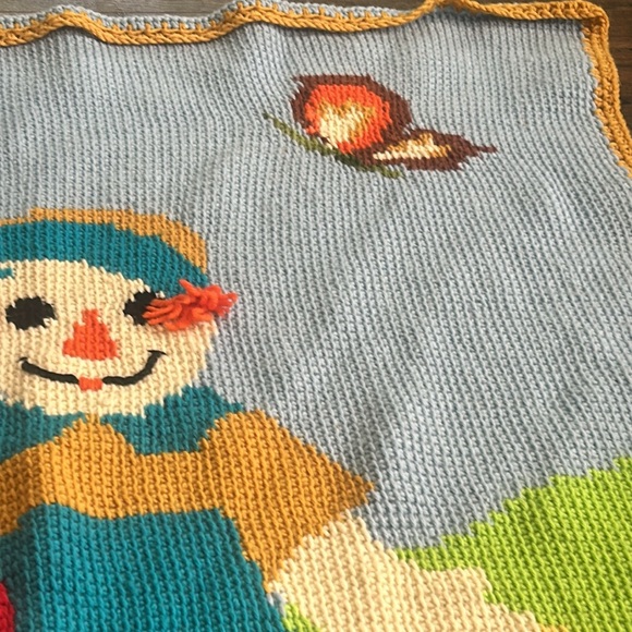 Vintage Raggedy Ann blanket - Picture 4 of 6